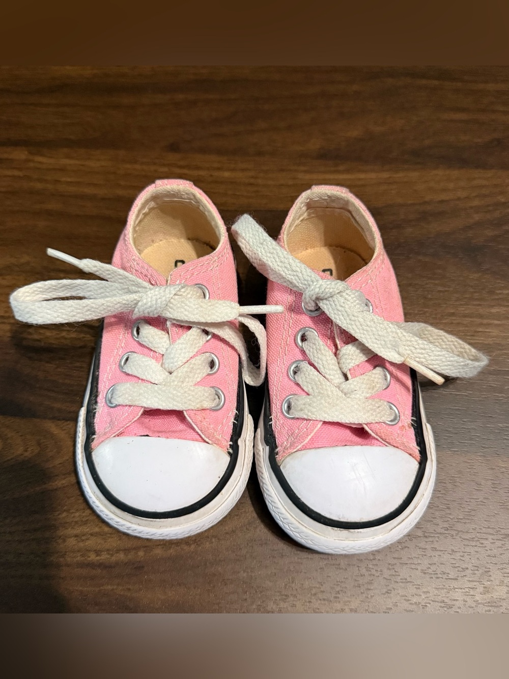 Baby girl converse